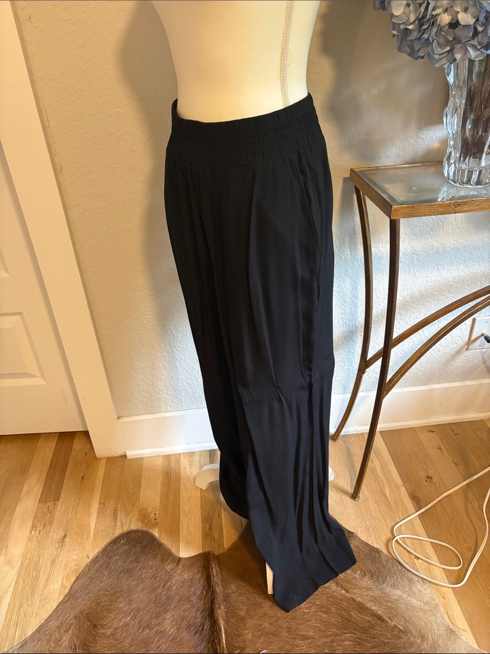 Wide Leg Black Palazzo Pants -cabi